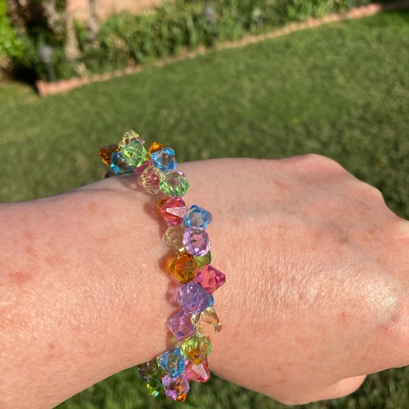 Colorful Crystal Beaded Bracelet - Picture 2 of 3